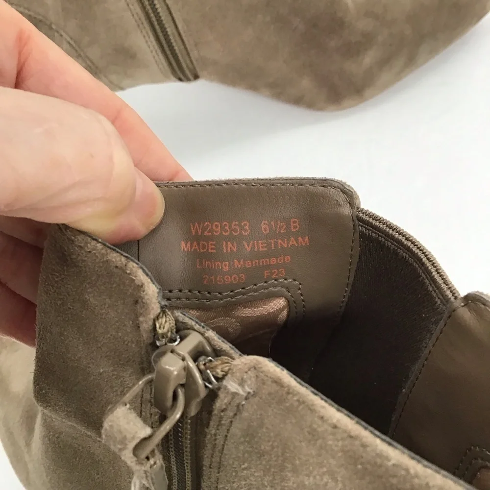 Cole Haan NWOT Go-To Park Suede Leather Boot In Irish Coffee Taupe Size 6.5 - Picture 10 of 10